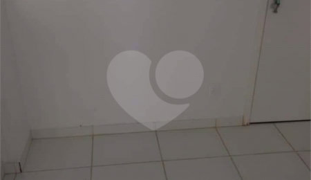 Apartamento à venda com 2 quartos em Recreio São Judas Tadeu, São Carlos, SP