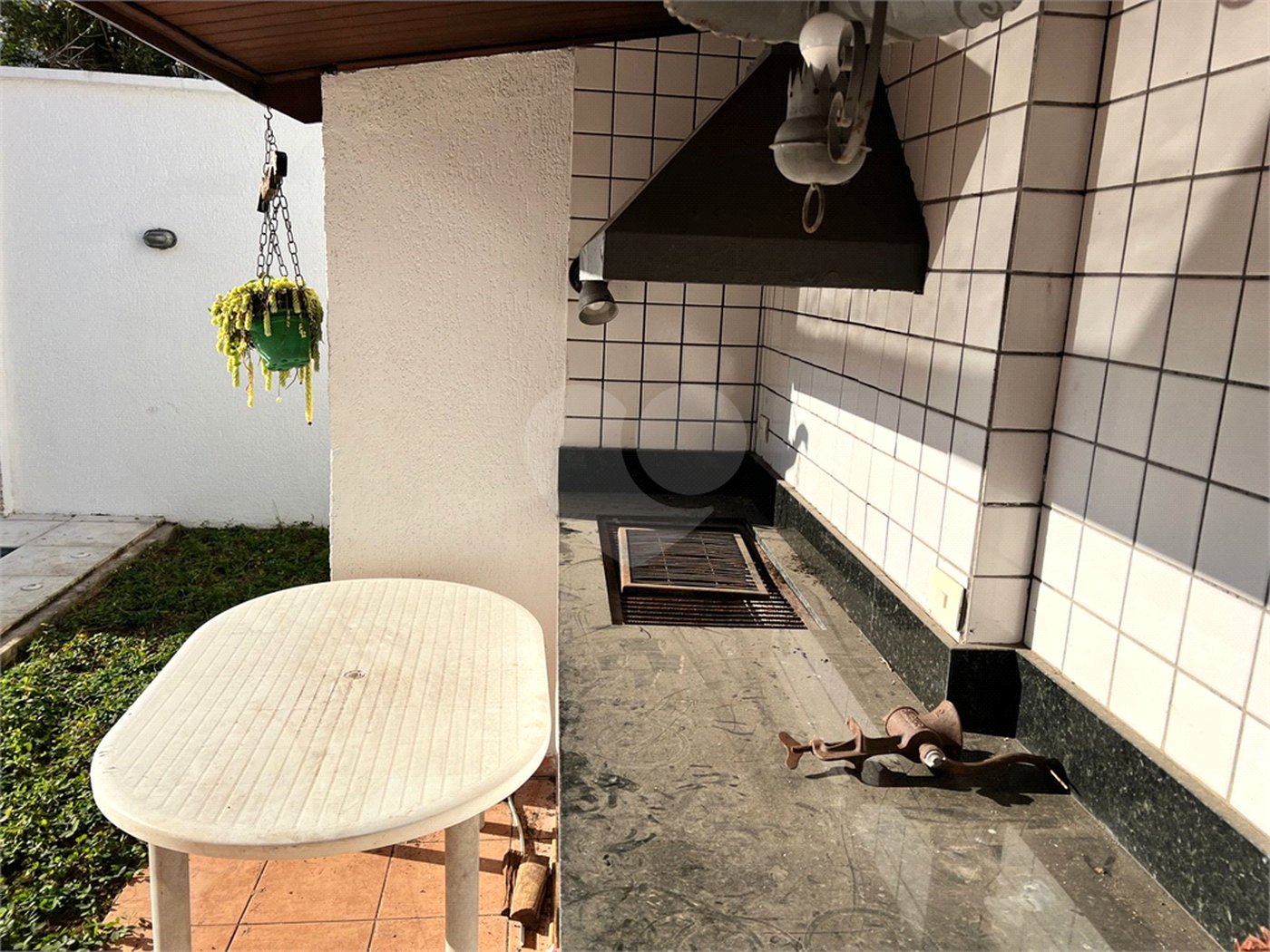 Casa à venda com 4 quartos, sendo 3 suítes, em Chácara Monte Alegre, São Paulo, SP