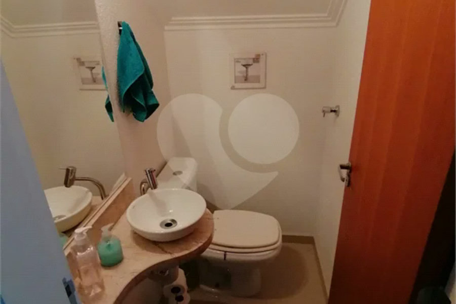 Sobrado à venda com 3 quartos, sendo 1 suíte, em Parque Mandaqui, São Paulo, SP