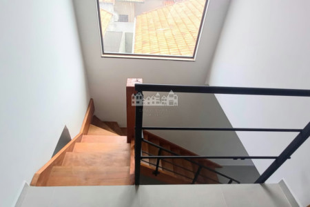 Casa à venda com 3 suítes em Alvinópolis, Atibaia, SP