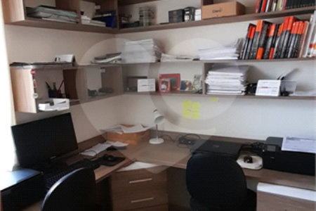Sobrado à venda com 3 quartos, sendo 2 suítes, em Parque Boa Esperança, Indaiatuba, SP