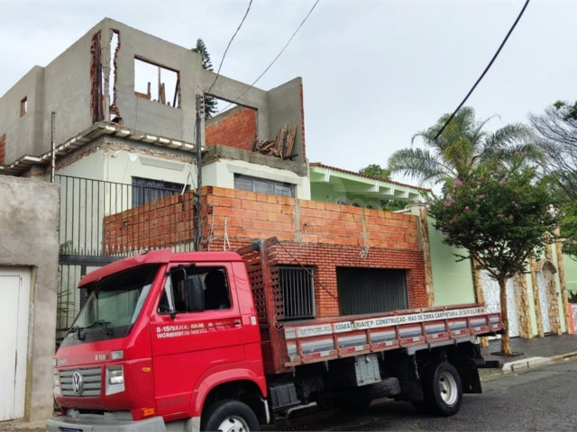 Sobrado à venda com 4 quartos, sendo 2 suítes,  em Tremembé, São Paulo, SP