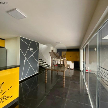 Casa para alugar com 5 quartos, sendo 3 suítes,  em Vila Oliveira, Mogi das Cruzes, SP