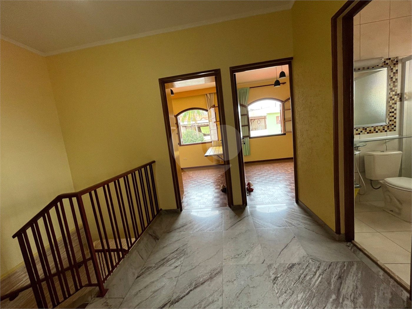 Sobrado à venda com 4 quartos, sendo 2 suítes, em Tremembé, São Paulo, SP