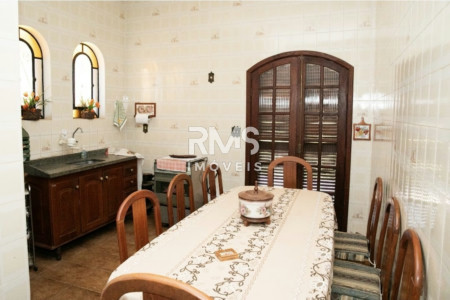 Chácara à venda com 4 quartos, sendo 1 suíte,  em Colinas do Mosteiro de Itaici, Indaiatuba, SP