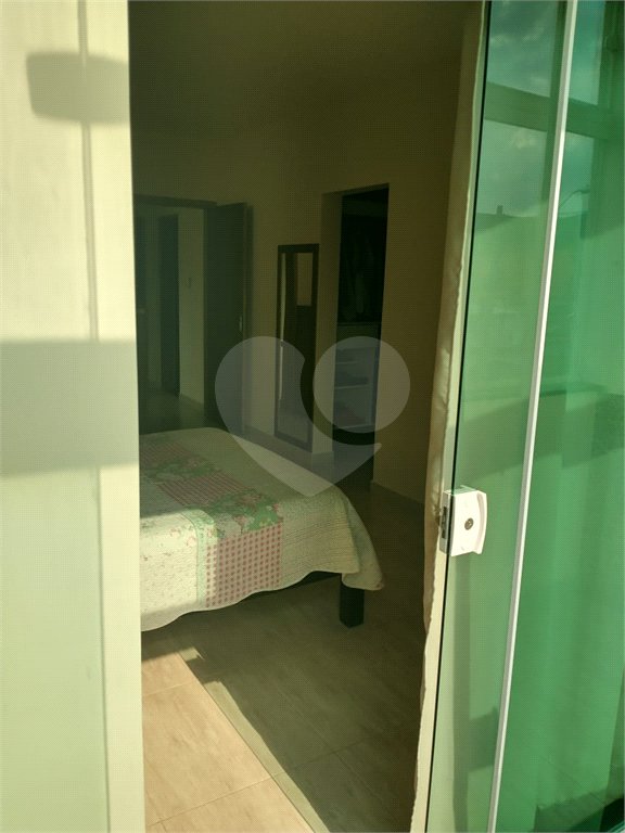 Sobrado à venda com 3 quartos, sendo 1 suíte,  em Jardim Universo, Mogi das Cruzes, SP