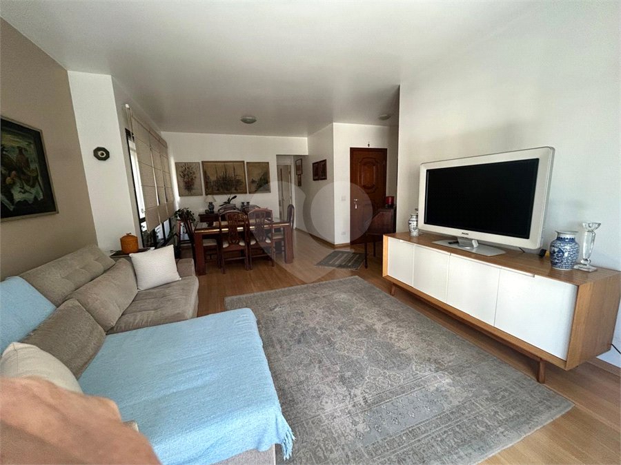 Apartamento à venda com 4 quartos, sendo 2 suítes, em Pinheiros, São Paulo, SP