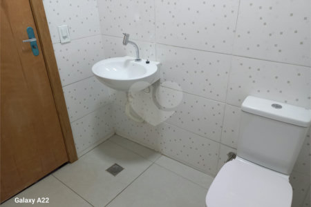 Sobrado à venda com 3 quartos, sendo 1 suíte, em Guaiaúna, São Paulo, SP