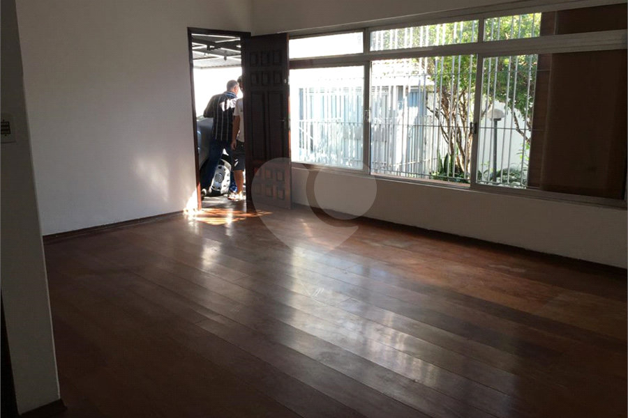 Casa Térrea à venda ou para alugar com 3 quartos, sendo 1 suíte, em Santana, São Paulo, SP