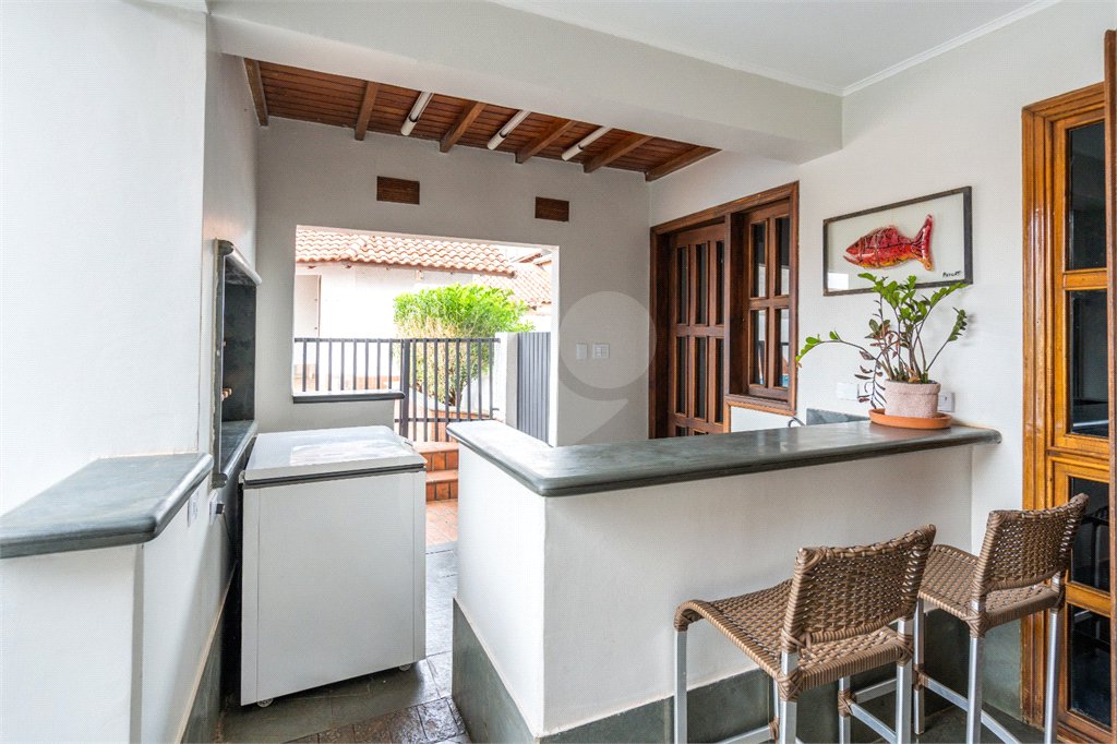 Casa à venda ou para alugar com 4 suítes no Centro, Três Lagoas, MS