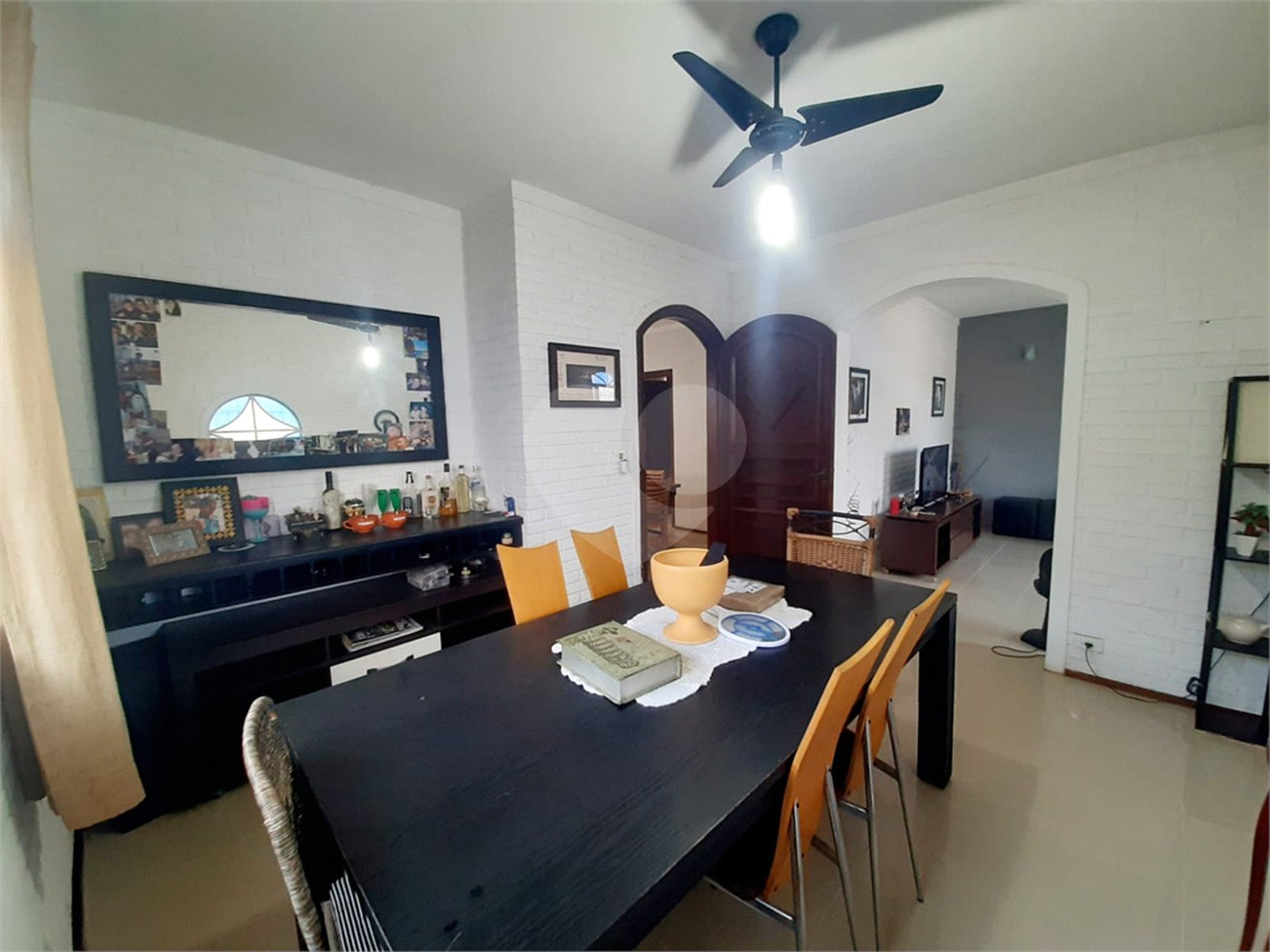 Casa à venda com 3 quartos, sendo 1 suíte, no Centro, Vinhedo, SP