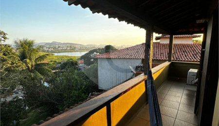Casa à venda com 3 quartos em Geribá, Armação dos Búzios, RJ