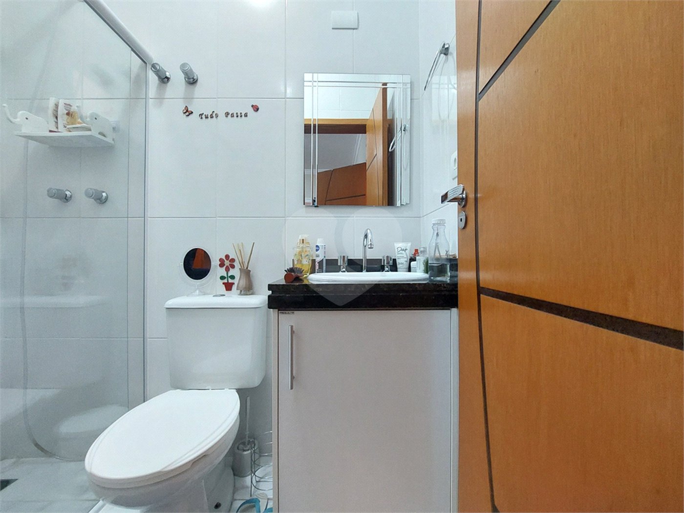 Casa à venda com 3 quartos, sendo 2 suítes,  em Jardim Lallo, São Paulo, SP