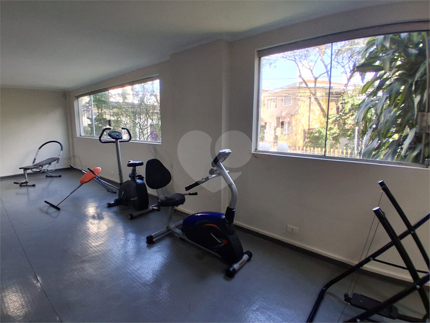 Apartamento à venda com 4 quartos, sendo 1 suíte,  em Santana, São Paulo, SP