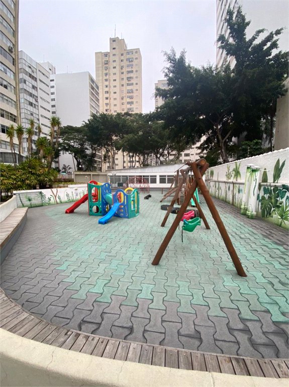 Apartamento à venda com 3 quartos, sendo 1 suíte, em Jardim Europa, São Paulo, SP