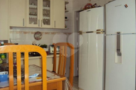 Sobrado à venda com 8 quartos em Vila Medeiros, São Paulo, SP