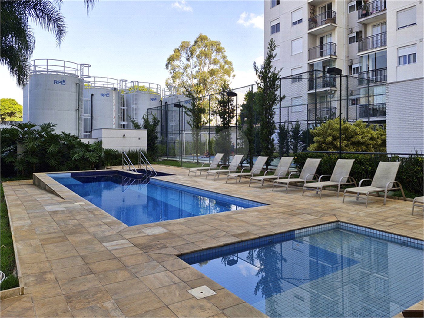 Apartamento à venda com 3 quartos, sendo 1 suíte,  em Jardim Brasil (zona Norte), São Paulo, SP