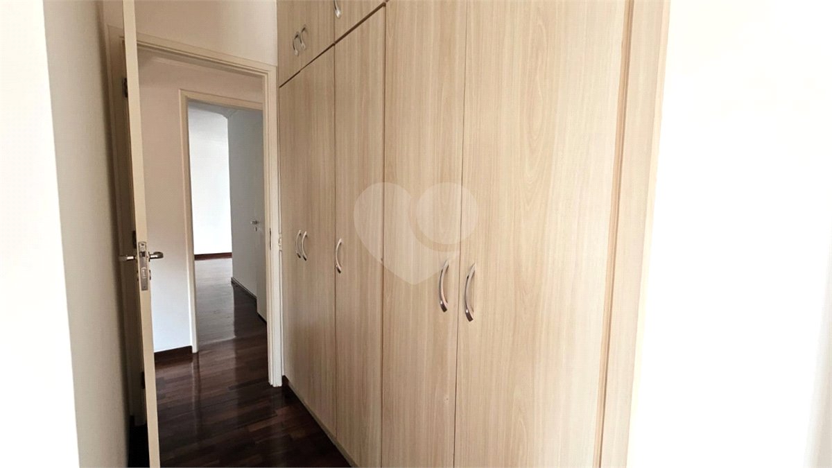 Apartamento para alugar com 3 quartos, sendo 1 suíte, em Alto da Boa Vista, São Paulo, SP
