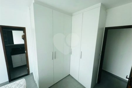 Casa para venda e locação anual com 3 quartos independente em São José em Búzios