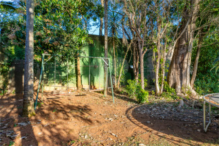 Casa Térrea à venda com 5 quartos, sendo 3 suítes, em Jardim Marajoara, São Paulo, SP