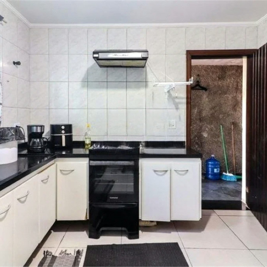 Sobrado à venda com 3 quartos, sendo 1 suíte, em Jardim Bonfiglioli, São Paulo, SP