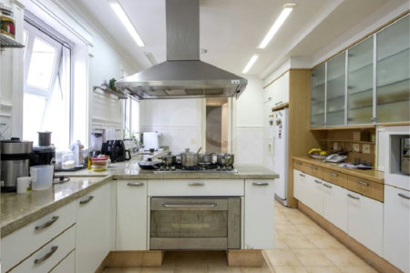 Casa à venda com 5 suítes no condomínio Pignatari, São Paulo - SP