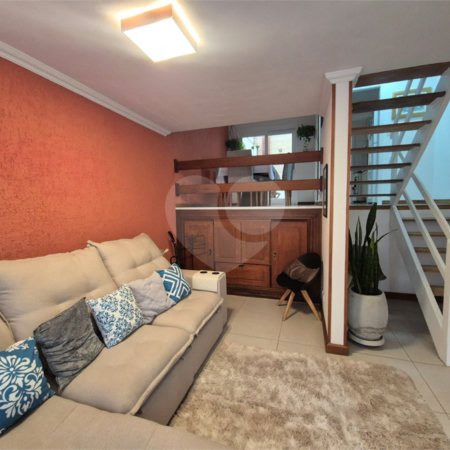 Casa à venda com 2 quartos, sendo 1 suíte,  no condomínio Quintas Marajoara, São Paulo - SP