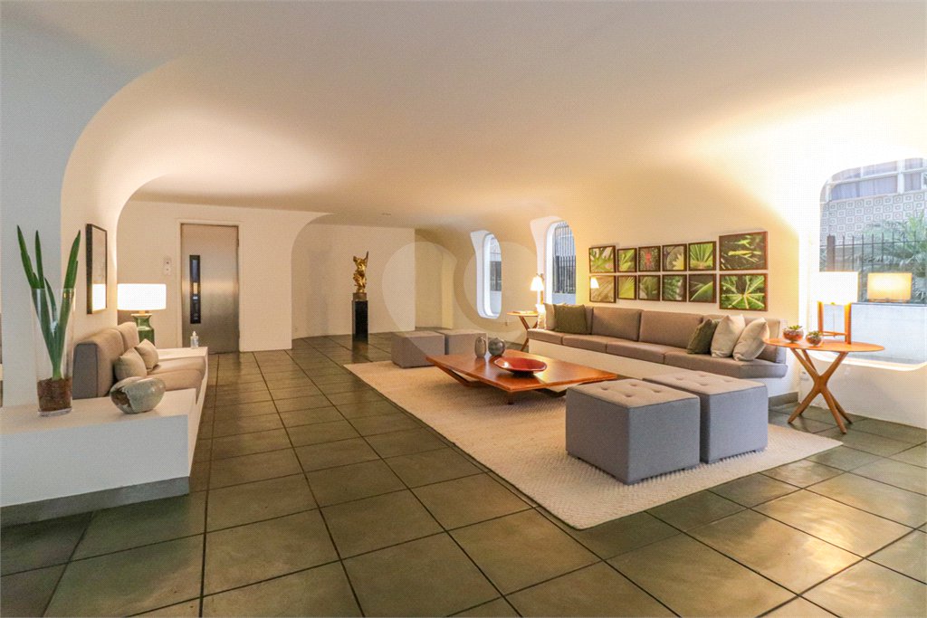 Apartamento à venda com 4 quartos, sendo 2 suítes, em Jardim Paulista, São Paulo, SP