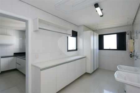 Apartamento à venda ou para alugar com 4 suítes em Jardim Marajoara, São Paulo, SP