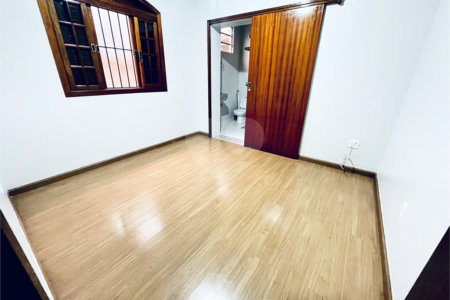 Casa à venda com 3 quartos, sendo 1 suíte, no Centro, Itapetininga, SP