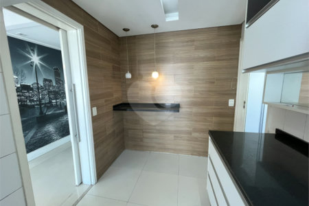 Apartamento à venda com 3 suítes em Mooca, São Paulo, SP