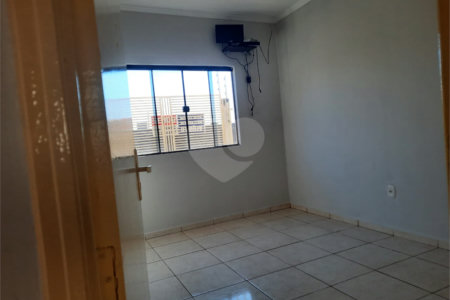 Casa à venda com 2 quartos em Residencial Ponta Porã I, Ponta Porã, MS