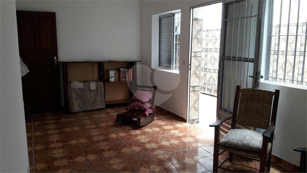 Casa Térrea à venda ou para alugar com 4 quartos, sendo 1 suíte, em Jardim Aeroporto, São Paulo, SP