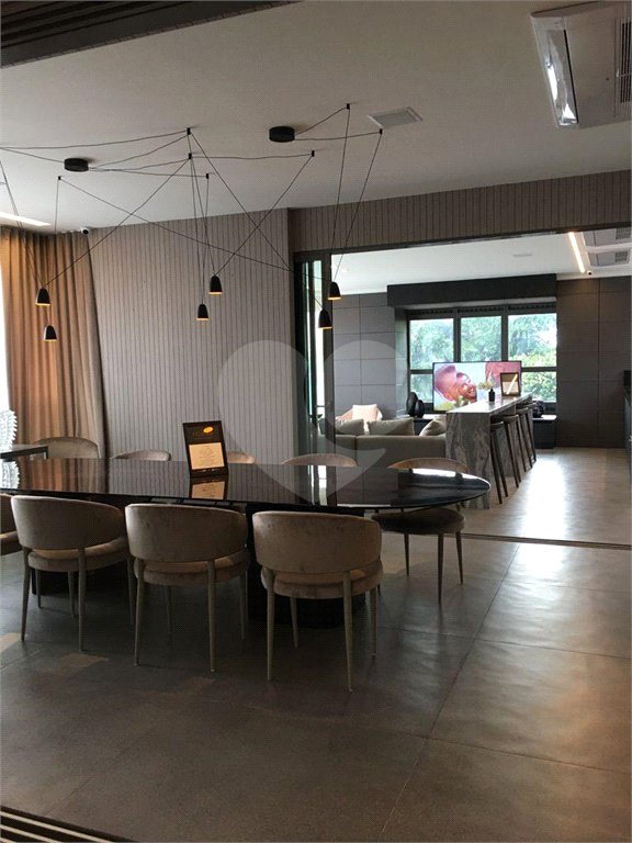 Apartamento à venda com 4 suítes em Vila Gomes Cardim, São Paulo, SP