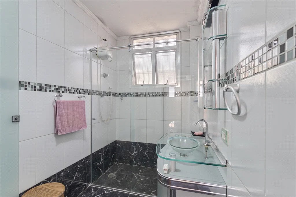 Casa à venda com 3 quartos, sendo 1 suíte, em Brooklin Paulista, São Paulo, SP
