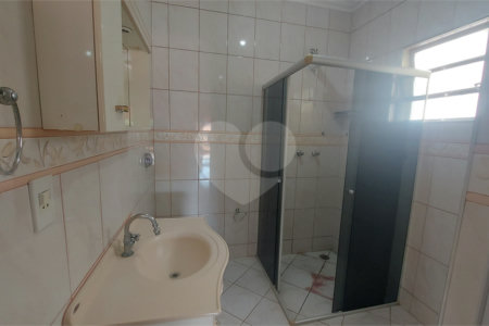 Sobrado à venda com 3 quartos, sendo 1 suíte, em Wanel Ville, Sorocaba, SP