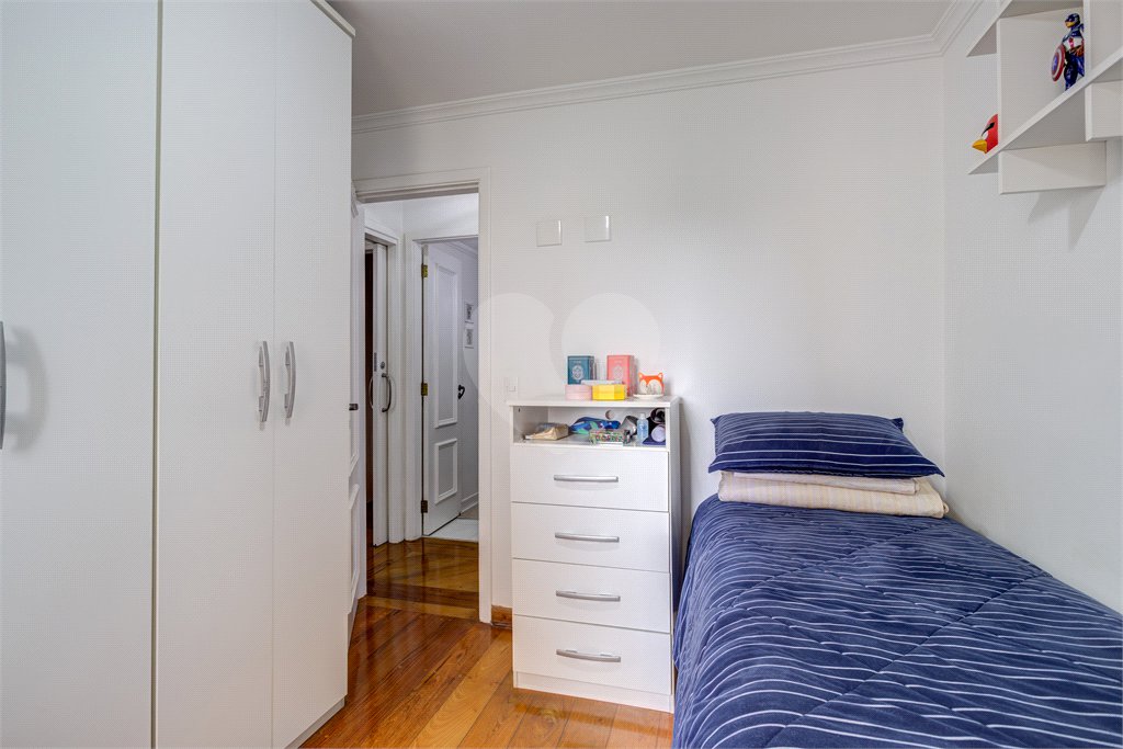 Apartamento à venda com 3 quartos, sendo 1 suíte, em Jardim Marajoara, São Paulo, SP