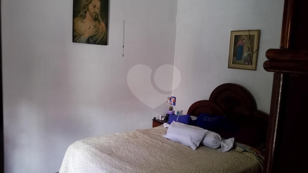 Casa à venda com 3 quartos em Horto, São Paulo, SP