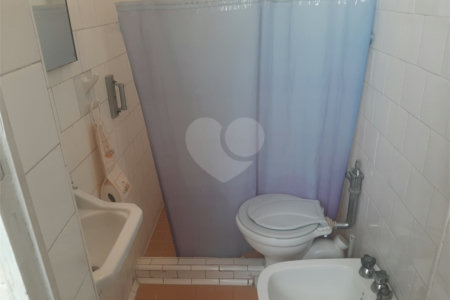 Apartamento à venda com 3 quartos, sendo 1 suíte, em Copacabana, Rio de Janeiro, RJ