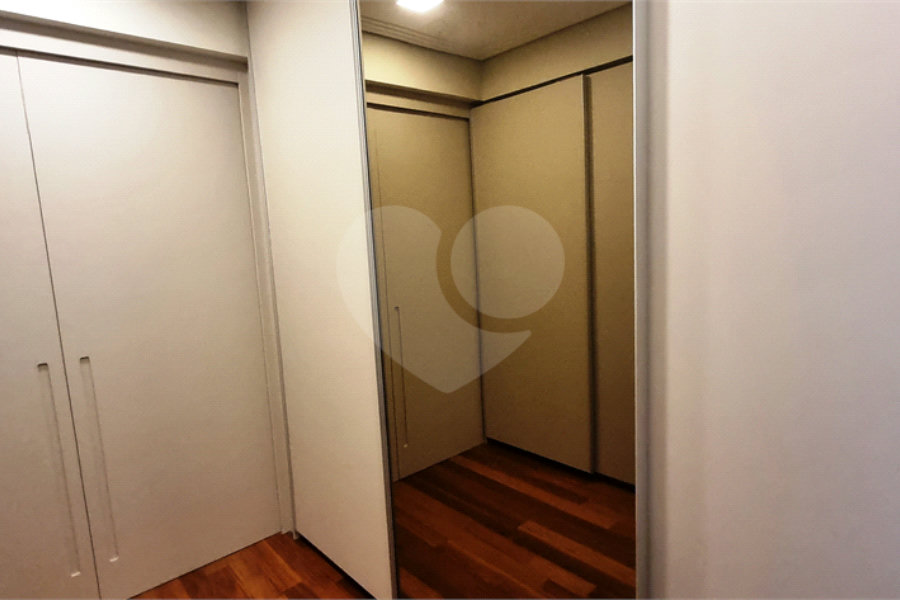 Apartamento à venda com 4 quartos, sendo 3 suítes, em Santana, São Paulo, SP