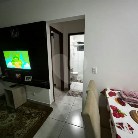 Apartamento à venda com 2 quartos em Vila Mazzei, Itapetininga, SP