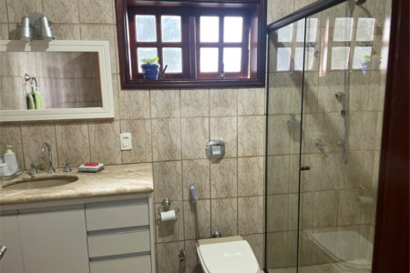 Casa à venda com 7 quartos, sendo 2 suítes, no condomínio São Joaquim, Vinhedo - SP