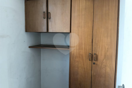 Apartamento à venda com 3 quartos, sendo 1 suíte,  em Higienópolis, São Paulo, SP