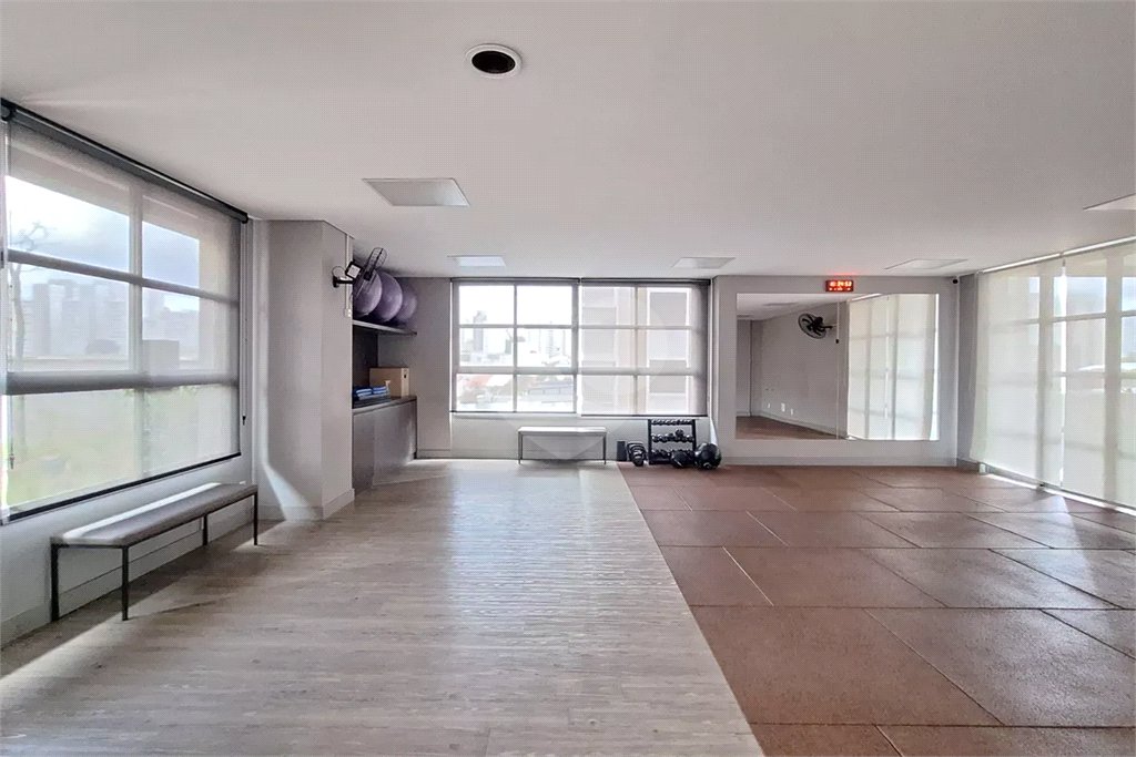 Apartamento à venda com 2 quartos, sendo 1 suíte,  em Barra Funda, São Paulo, SP