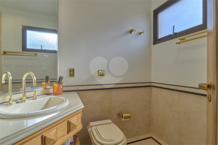 Apartamento à venda com 4 suítes em Campo Belo, São Paulo, SP