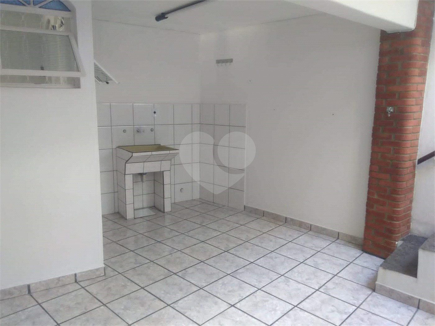 Sobrado à venda com 4 quartos, sendo 1 suíte,  em Jardim Pacaembu, Jundiaí, SP