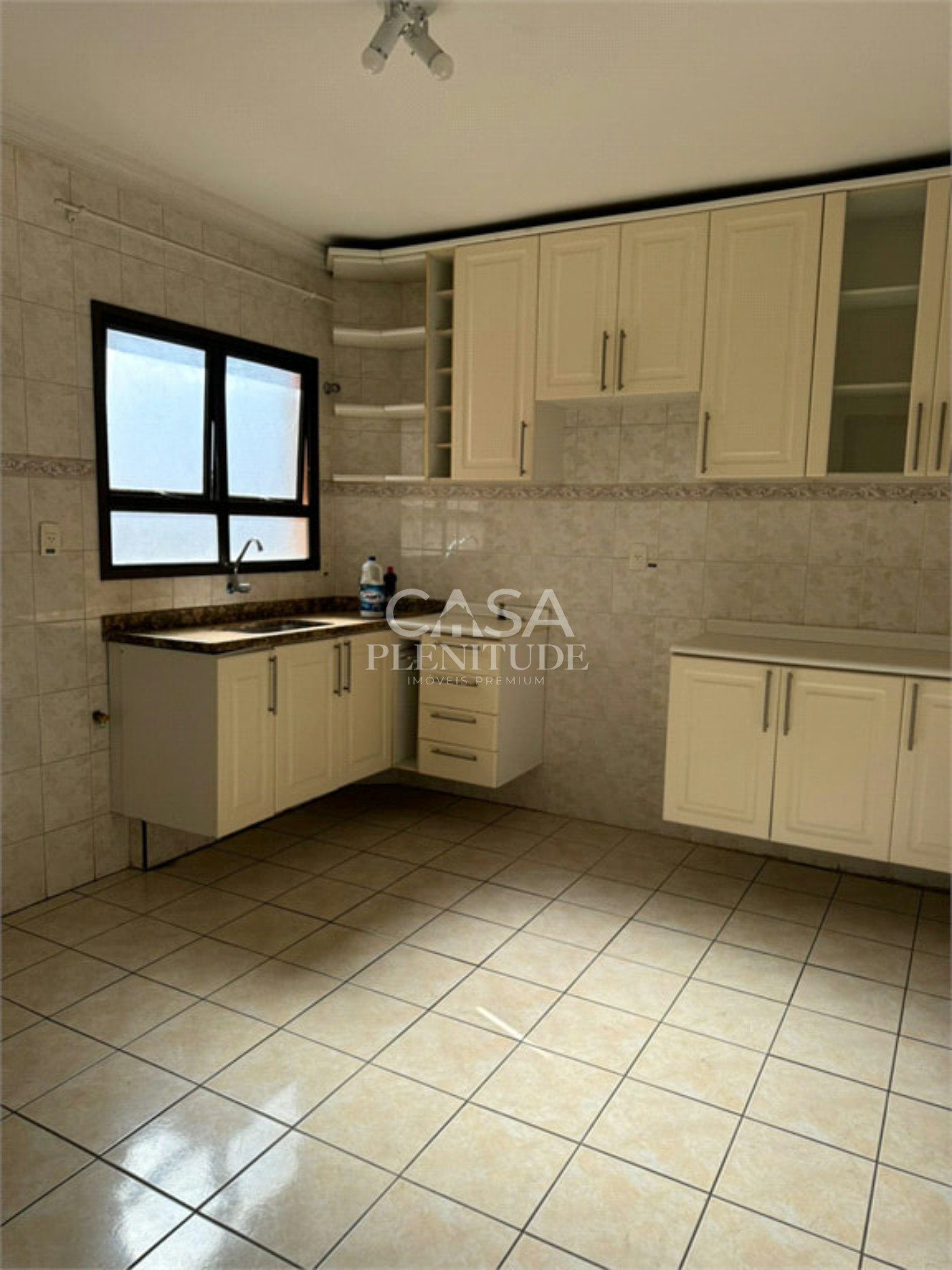 Apartamento à venda com 2 quartos, sendo 1 suíte, em Jardim Simus, Sorocaba, SP