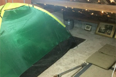 Casa à venda com 3 quartos, sendo 1 suíte, no condomínio Moradas do Horto, São Paulo - SP
