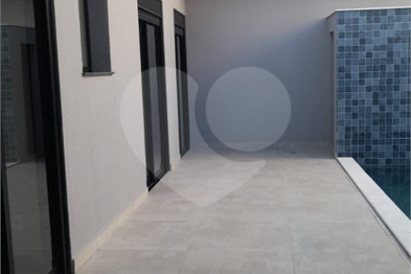 Casa à venda com 3 suítes no condomínio Jardim Laguna, Indaiatuba - SP
