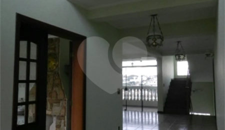 Casa à venda com 3 suítes em Jardim Brasil, Atibaia, SP